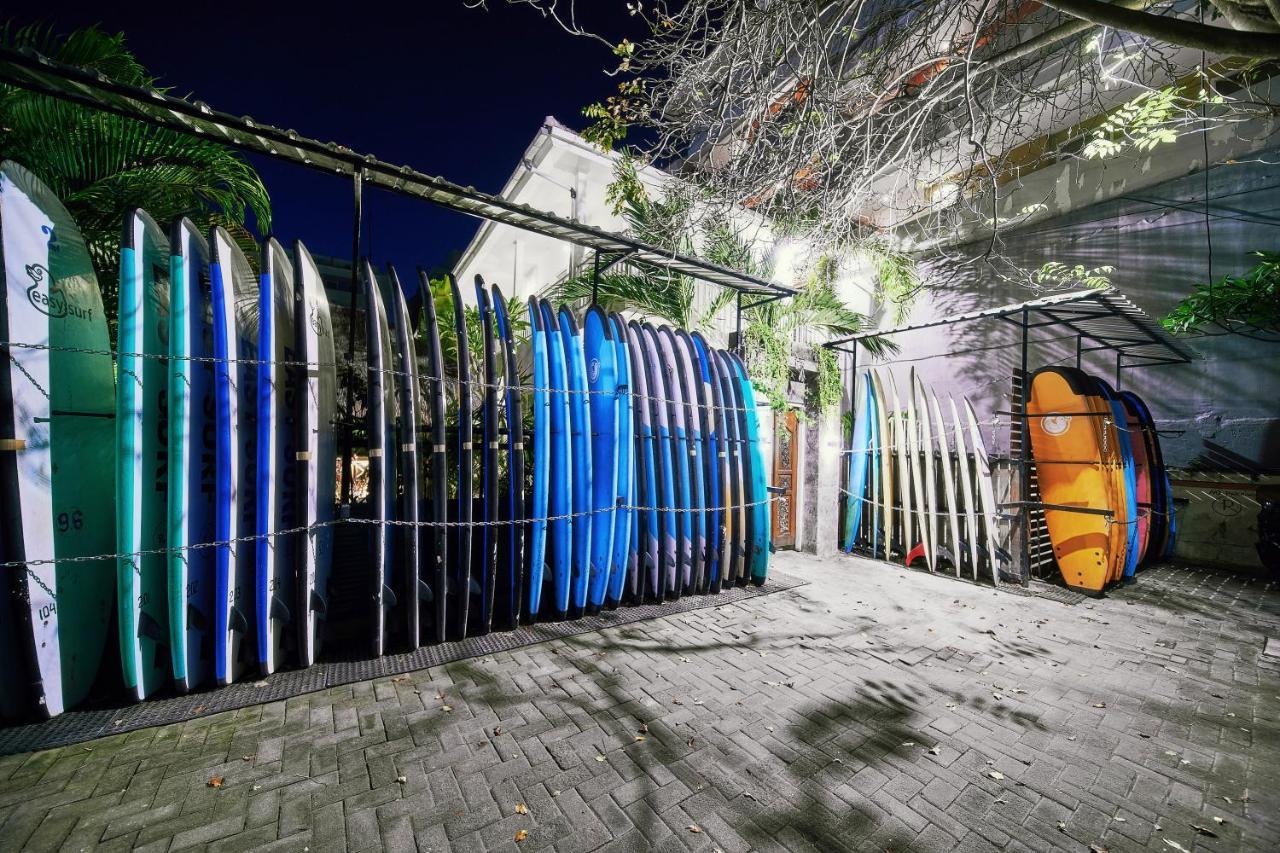 Easy Surf Camp Otel Kuta Lombok Dış mekan fotoğraf