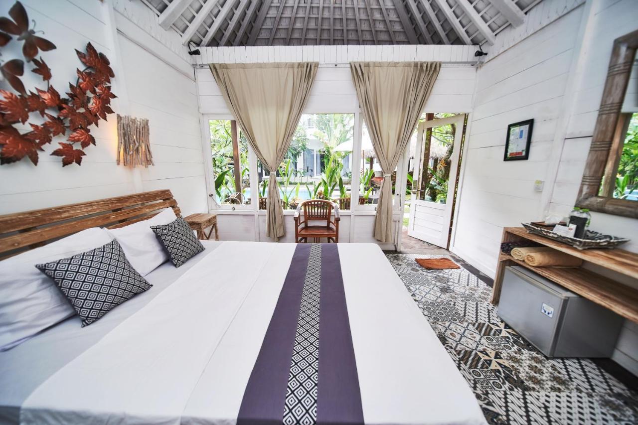 Easy Surf Camp Otel Kuta Lombok Dış mekan fotoğraf
