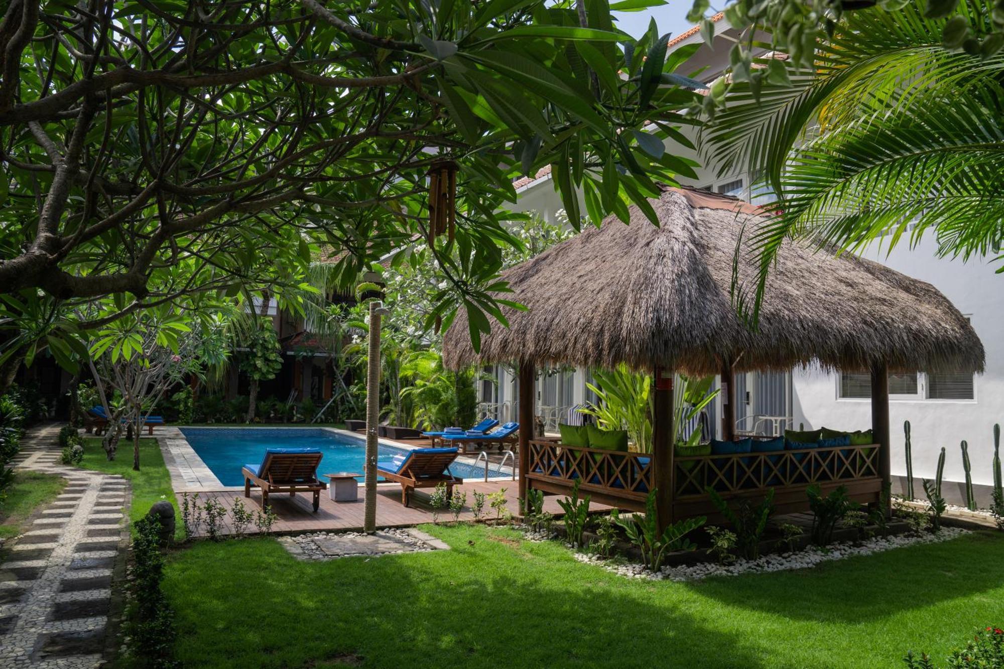 Easy Surf Camp Otel Kuta Lombok Dış mekan fotoğraf