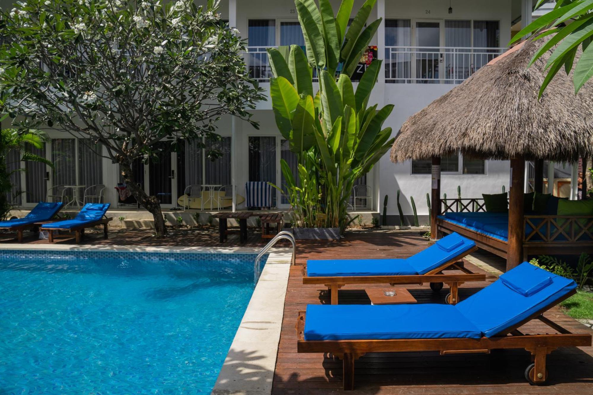 Easy Surf Camp Otel Kuta Lombok Dış mekan fotoğraf